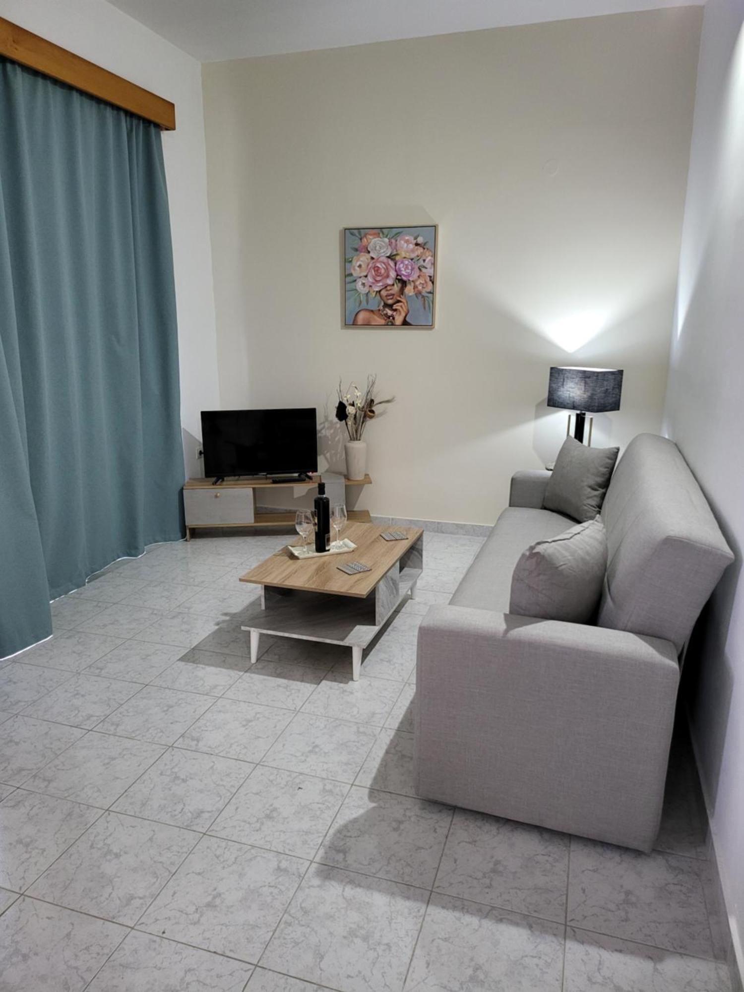 Pyrgos Hotel Apartments Kremastí Екстериор снимка