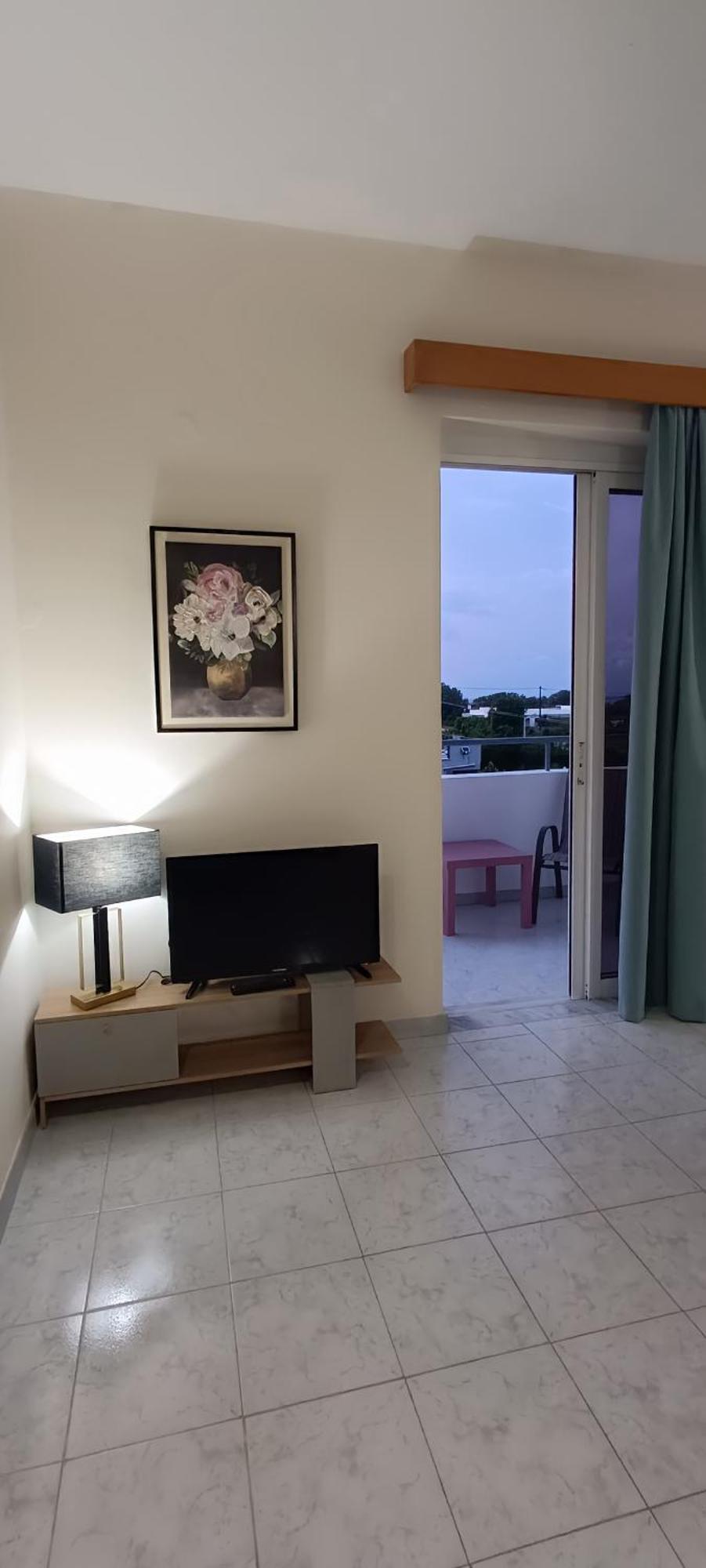 Pyrgos Hotel Apartments Kremastí Екстериор снимка