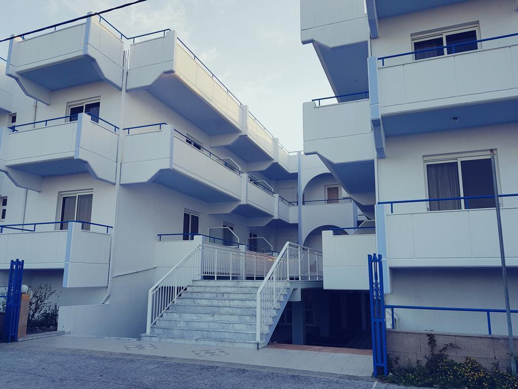 Pyrgos Hotel Apartments Kremastí Екстериор снимка