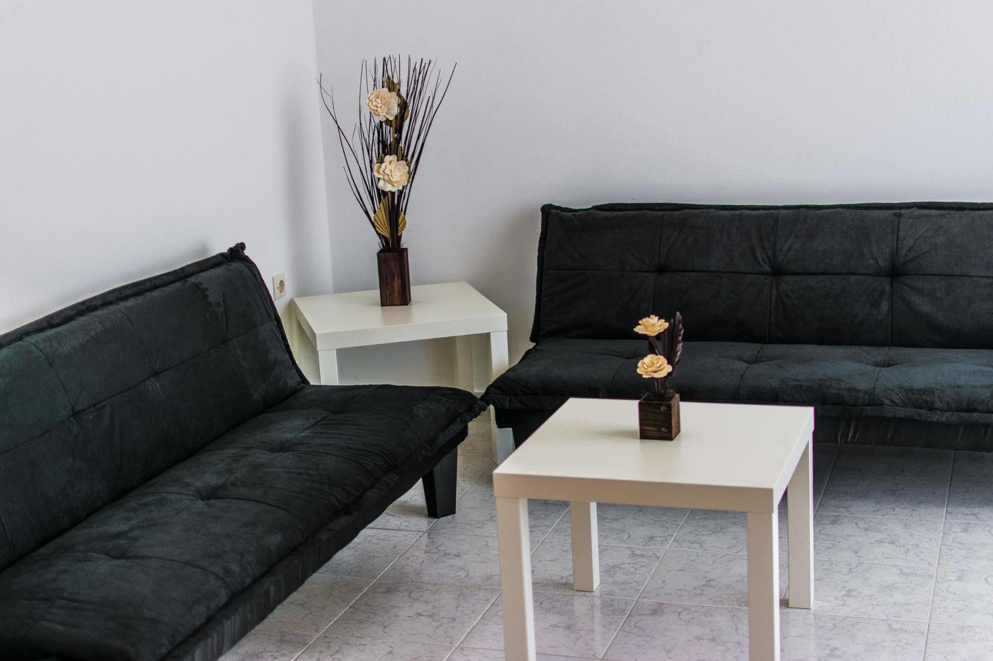 Pyrgos Hotel Apartments Kremastí Екстериор снимка